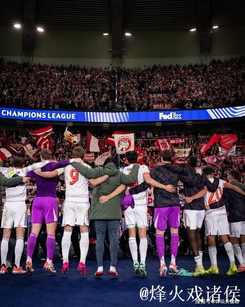 [小炮APP]竞彩情报：拜仁慕尼黑16轮联赛狂轰63球